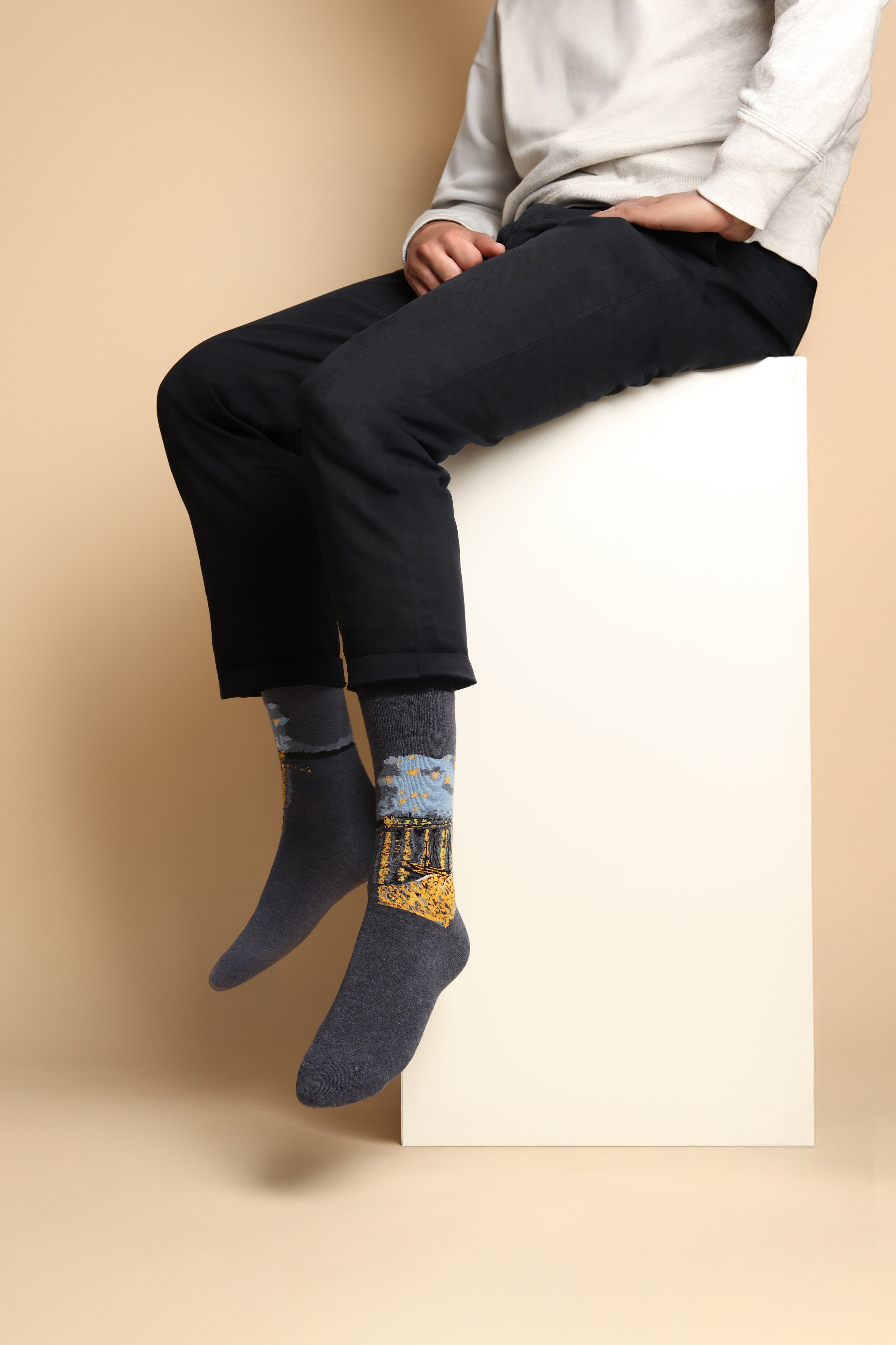 Y2 Over the Rhone men's socks